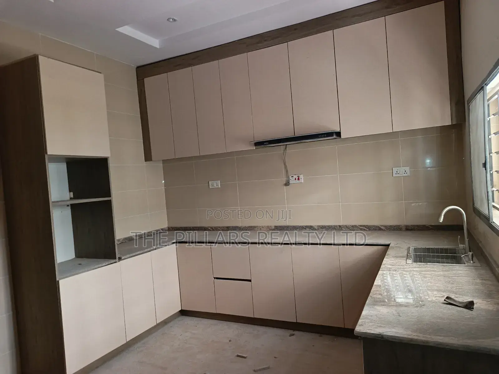 5bdrm Duplex in Wuye for rent