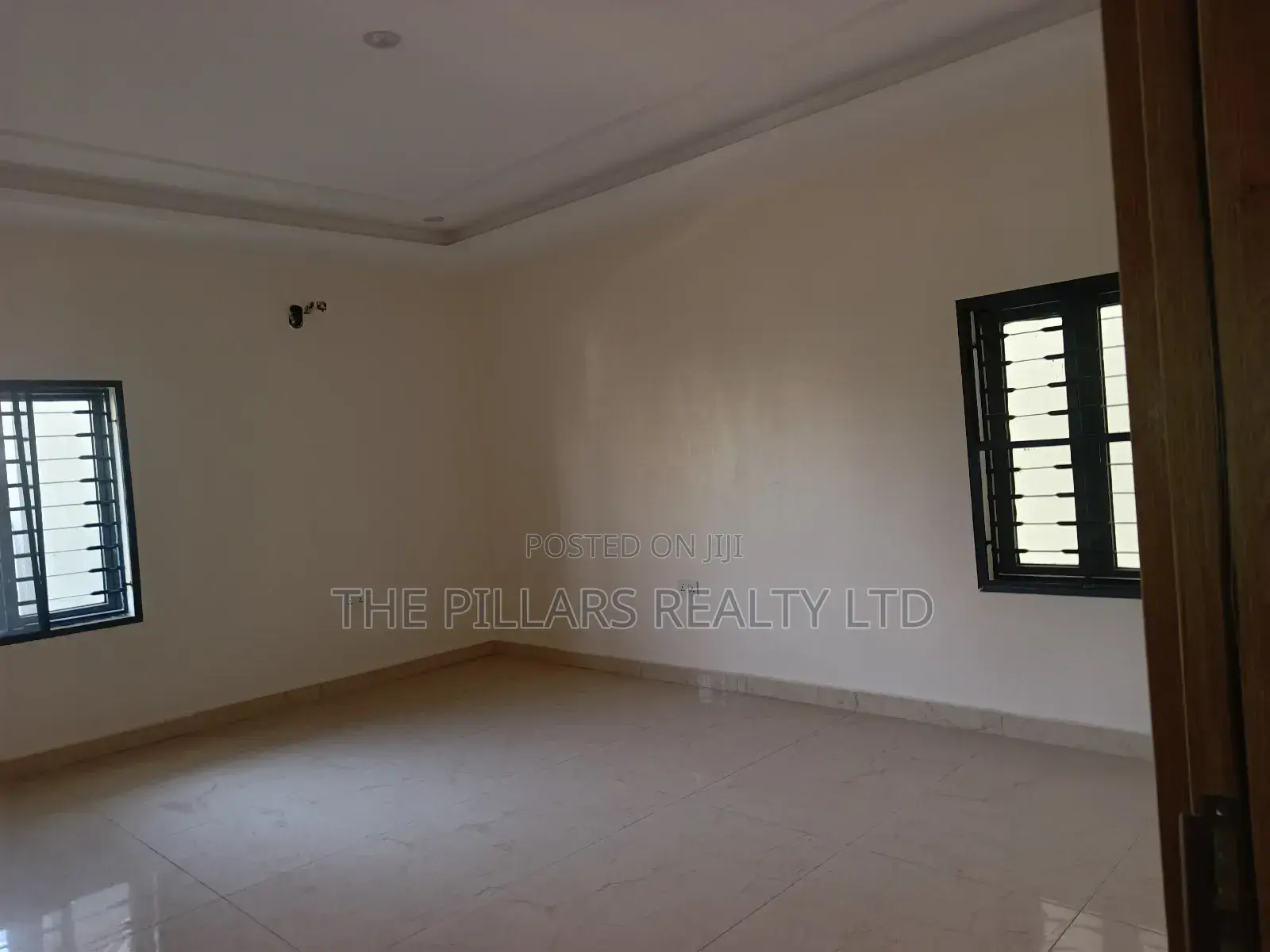 5bdrm Duplex in Wuye for rent