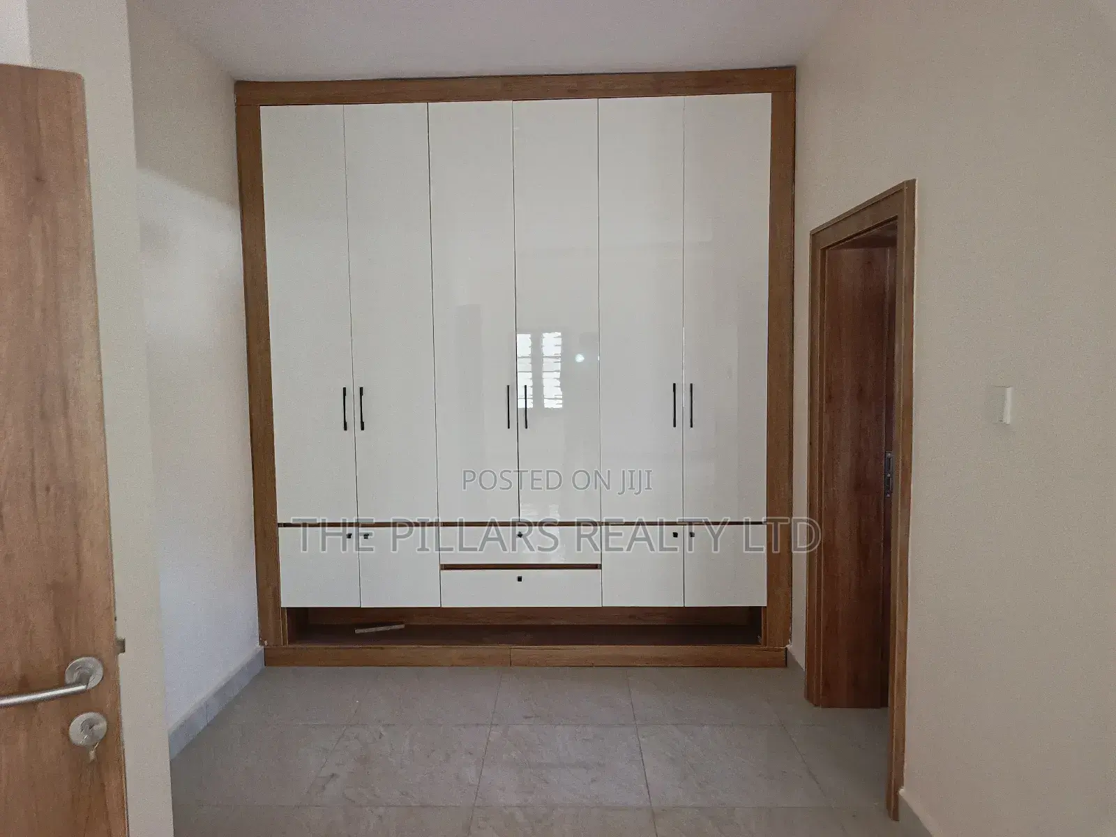 5bdrm Duplex in Wuye for rent