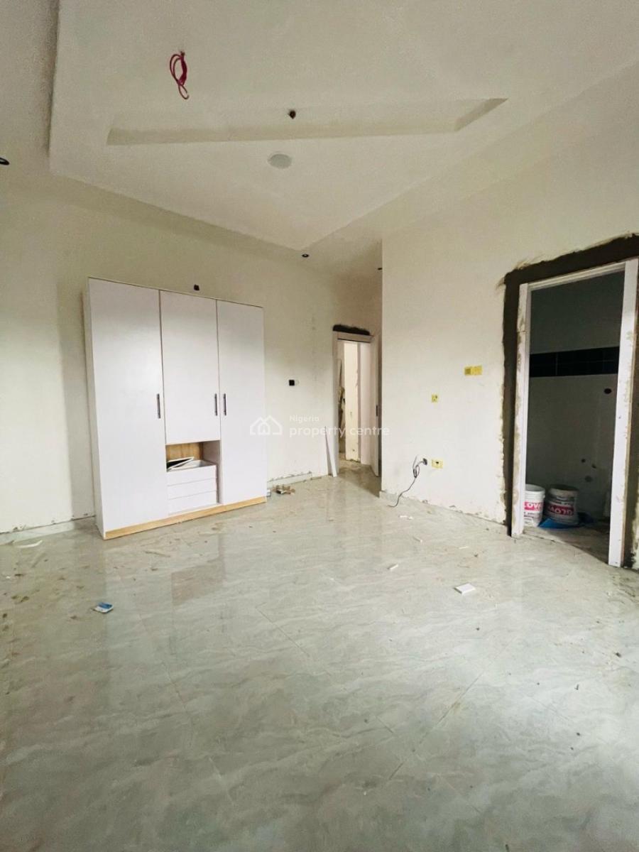 4 bedroom semi-detached duplex for sale
