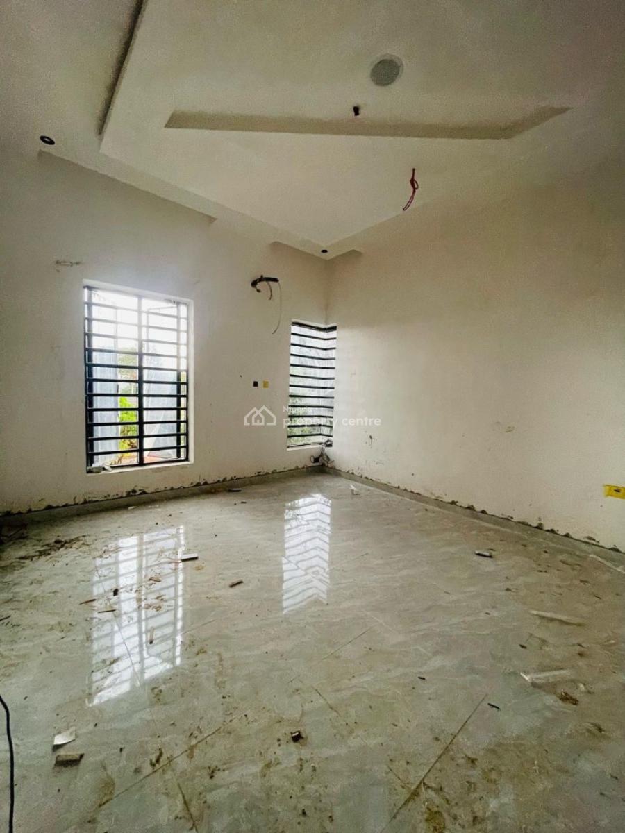 4 bedroom semi-detached duplex for sale