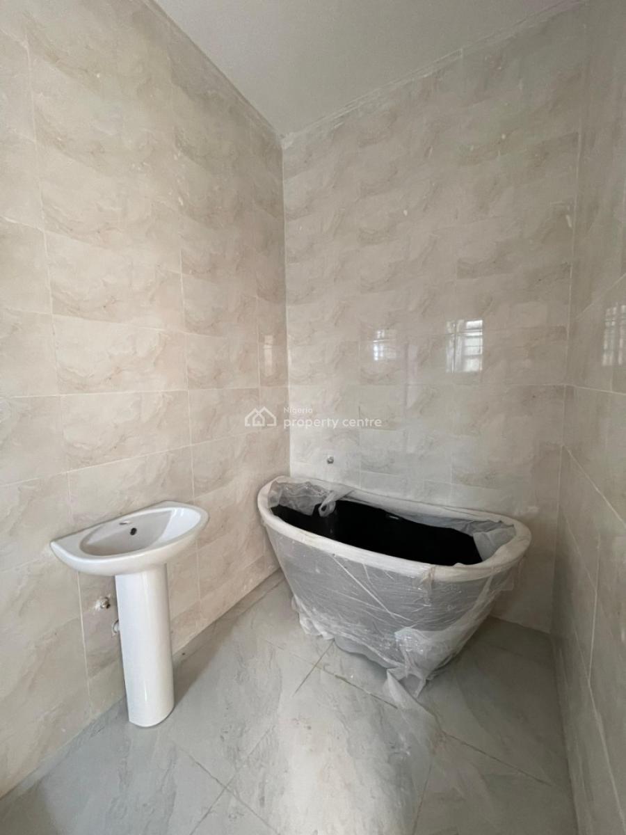 4 bedroom terraced duplex for sale