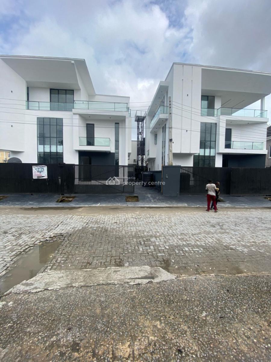 Ultra-luxurious 5-bedroom Fully-detached Duplex With Swimming Pool