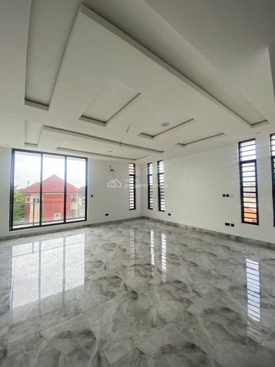 Ultra-luxurious 5-bedroom Fully-detached Duplex With Swimming Pool