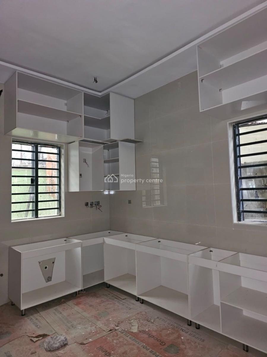 4 bedroom detached duplex for sale