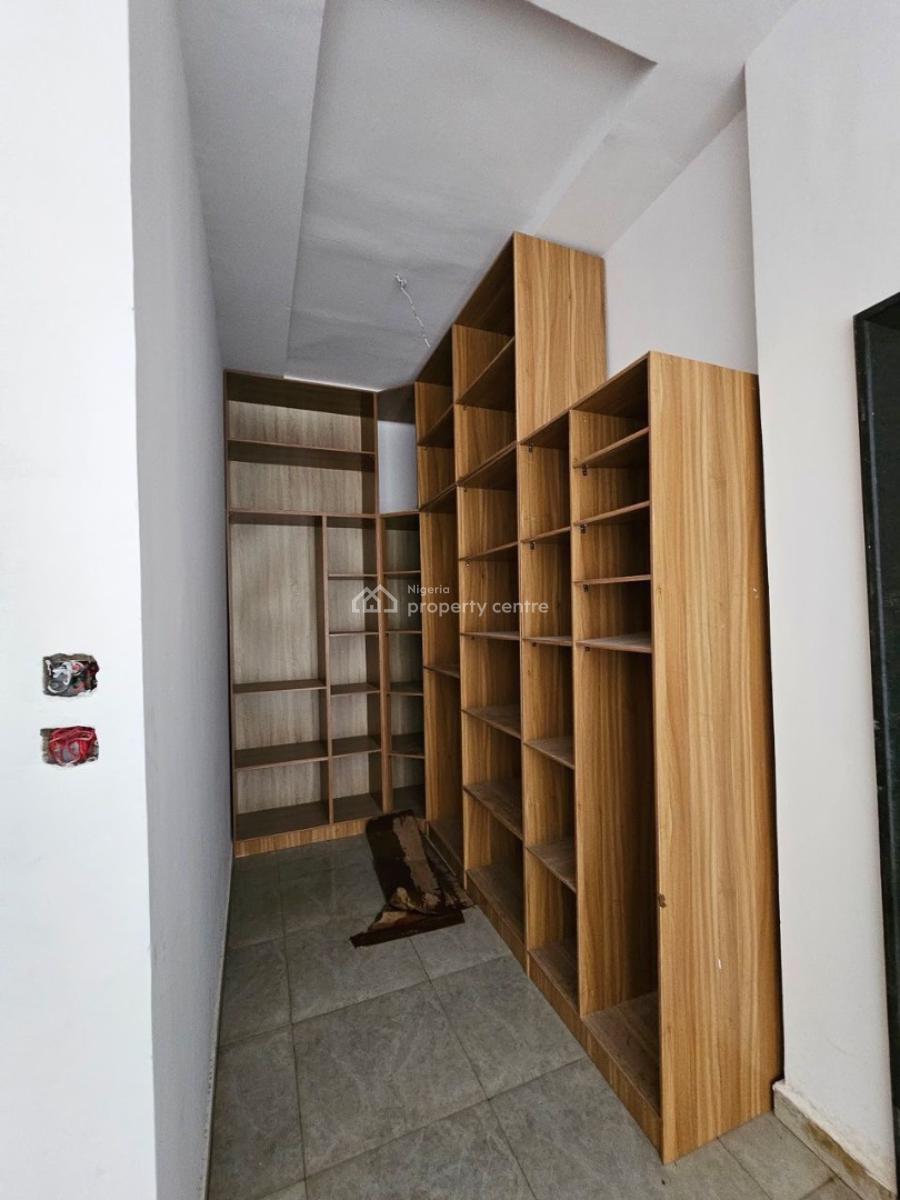 4 bedroom detached duplex for sale