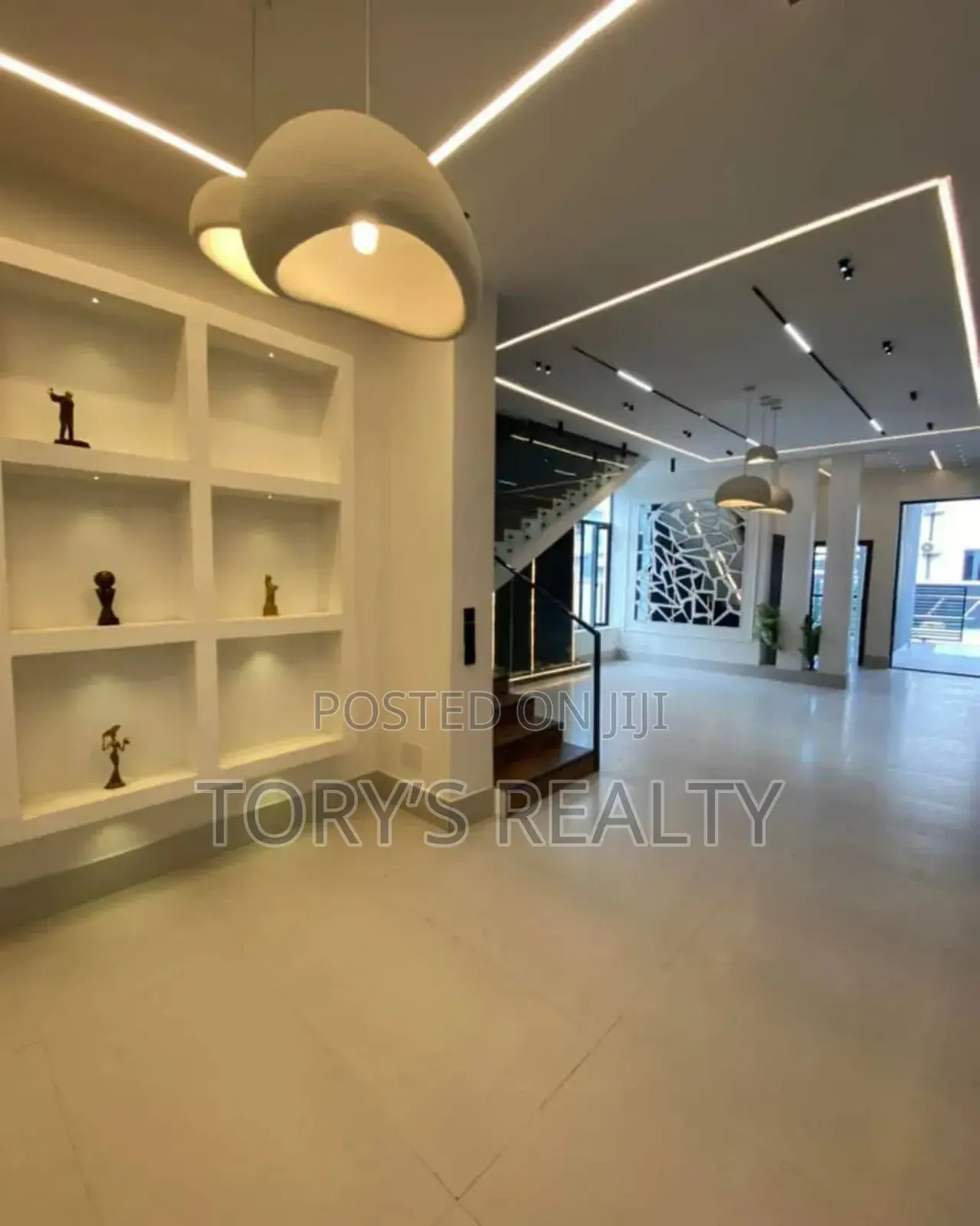 5bdrm Duplex in Ajah Lekki for sale
