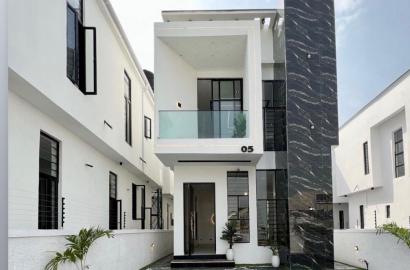 Brand new Luxury 4 bedroom  fully detached duplex with bq for sale inside a secured estate in ikota lekki