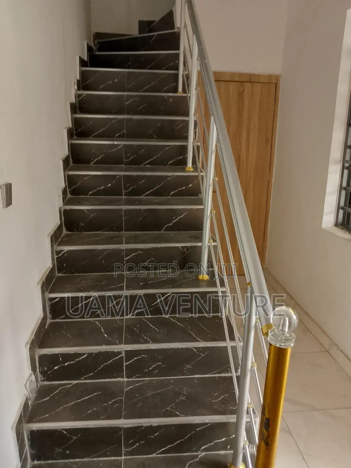 3bdrm Townhouse/Terrace in Lekki for sale