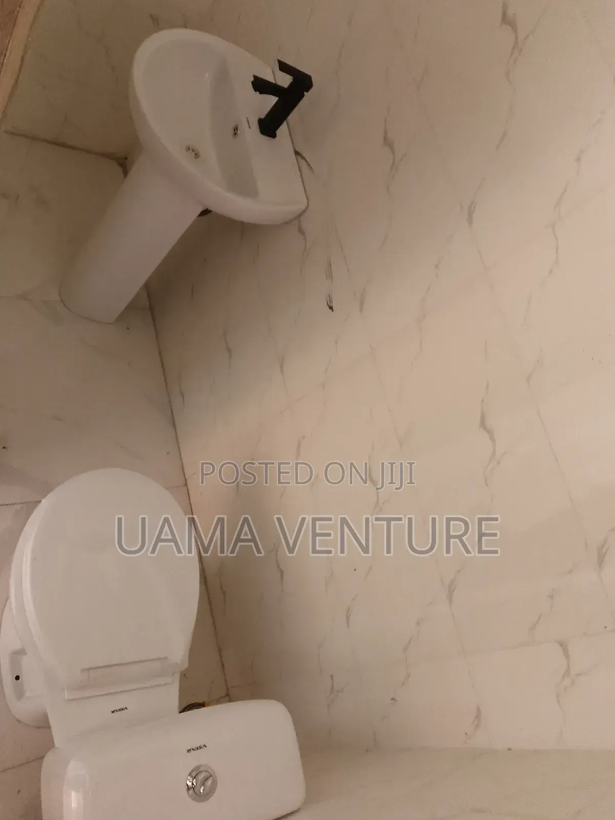 3bdrm Townhouse/Terrace in Lekki for sale