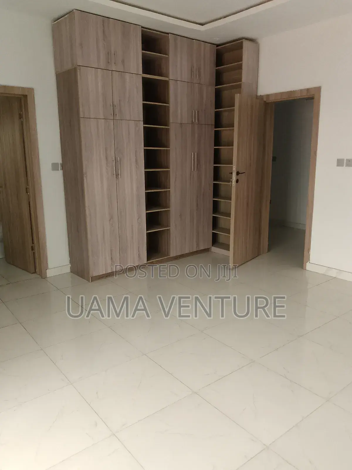 3bdrm Townhouse/Terrace in Lekki for sale