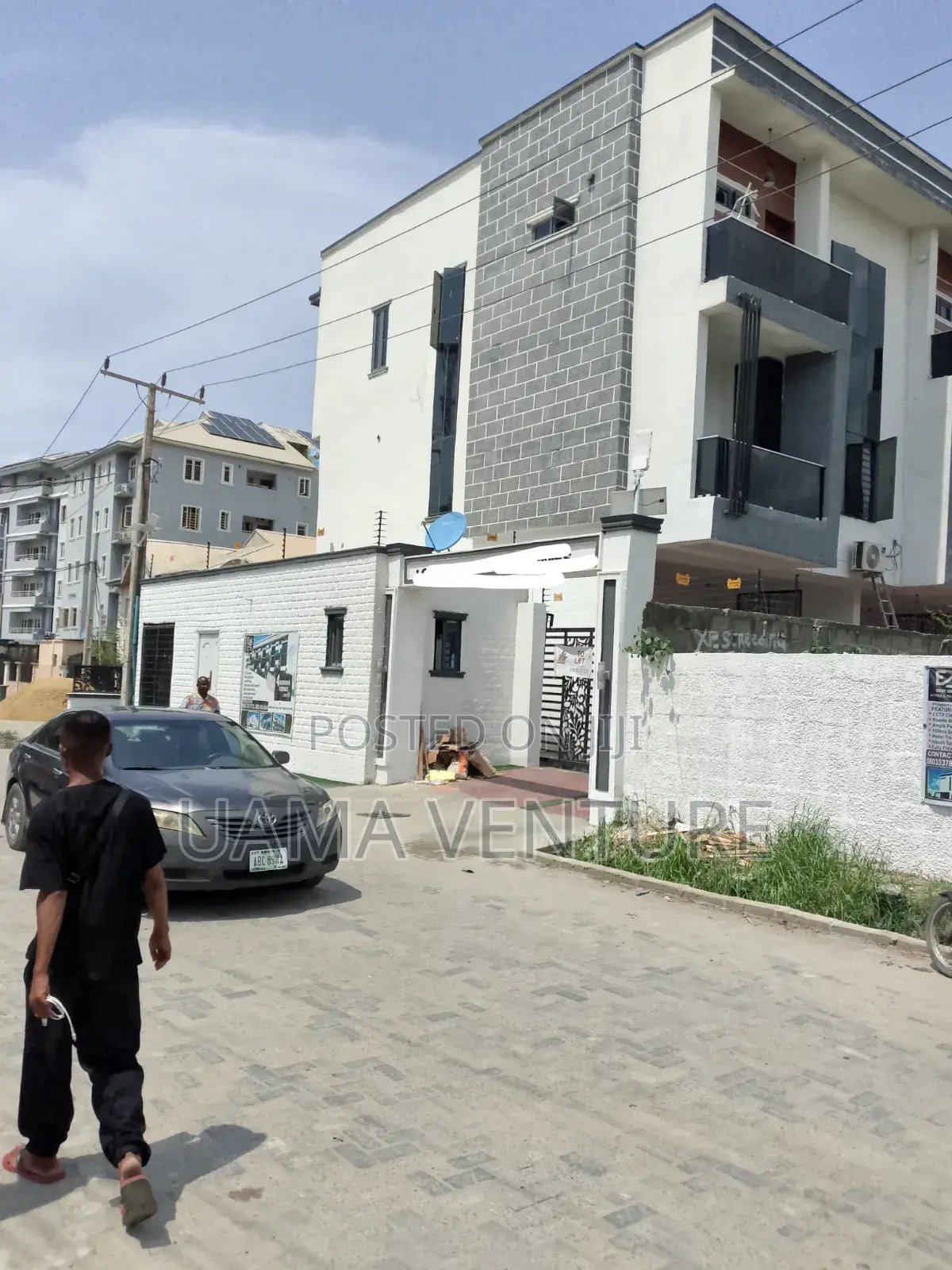 3bdrm Townhouse/Terrace in Lekki for sale