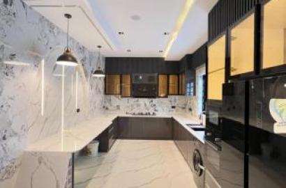 5 Bedroom Detached Duplex