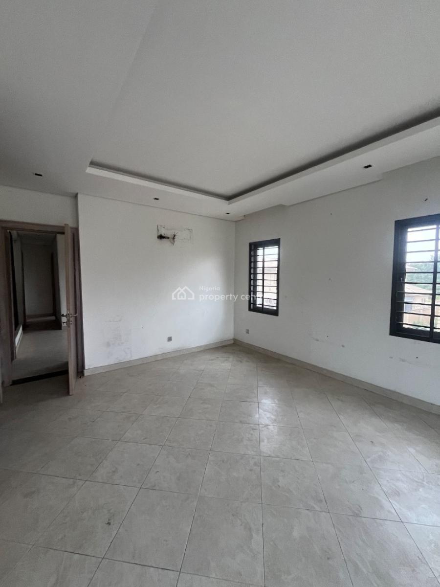 4 bedroom detached duplex for rent