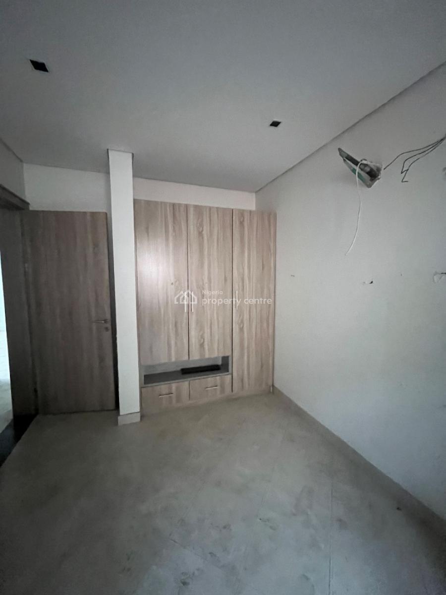 4 bedroom detached duplex for rent