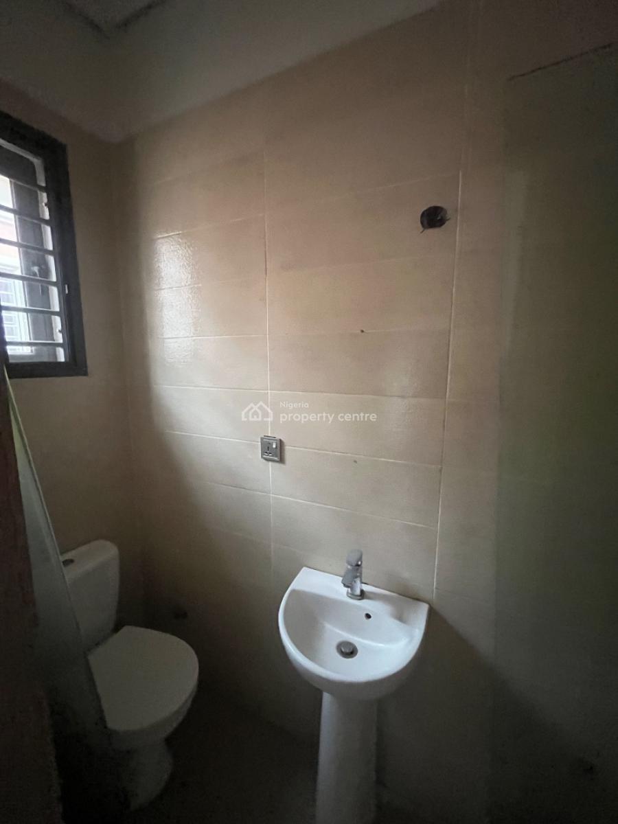 4 bedroom detached duplex for rent