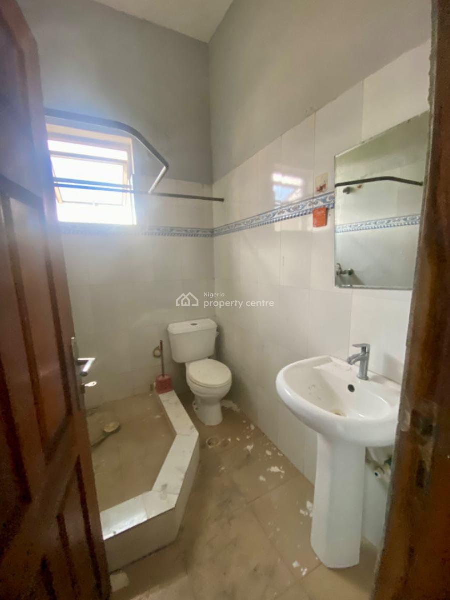 Self contain (single rooms) for rent