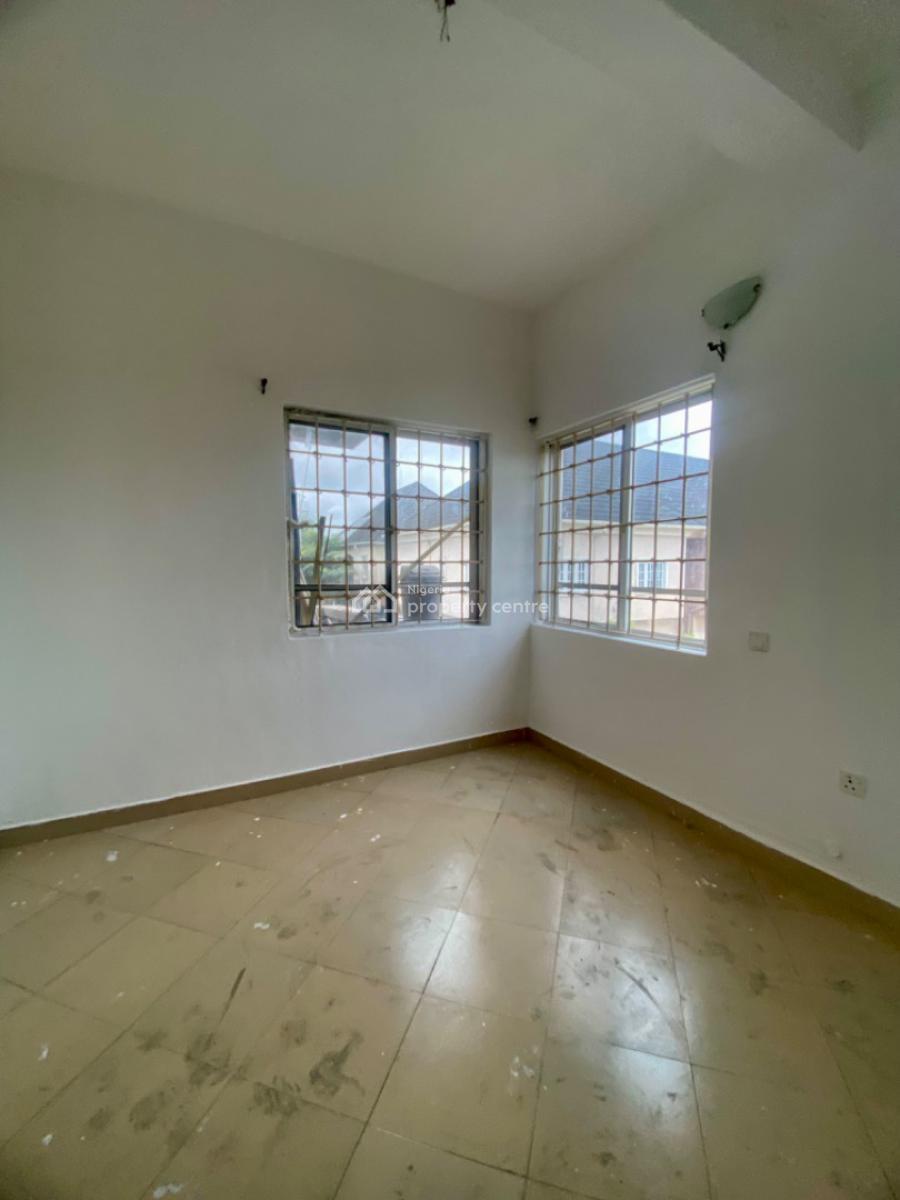 Self contain (single rooms) for rent