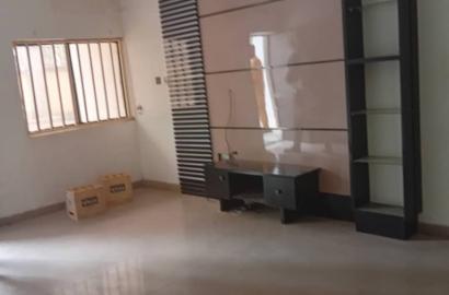 FOR RENT💰🌹💰  Sexiliciously finished 2bedroom available on the ground floor, suitable for office/residential use...
