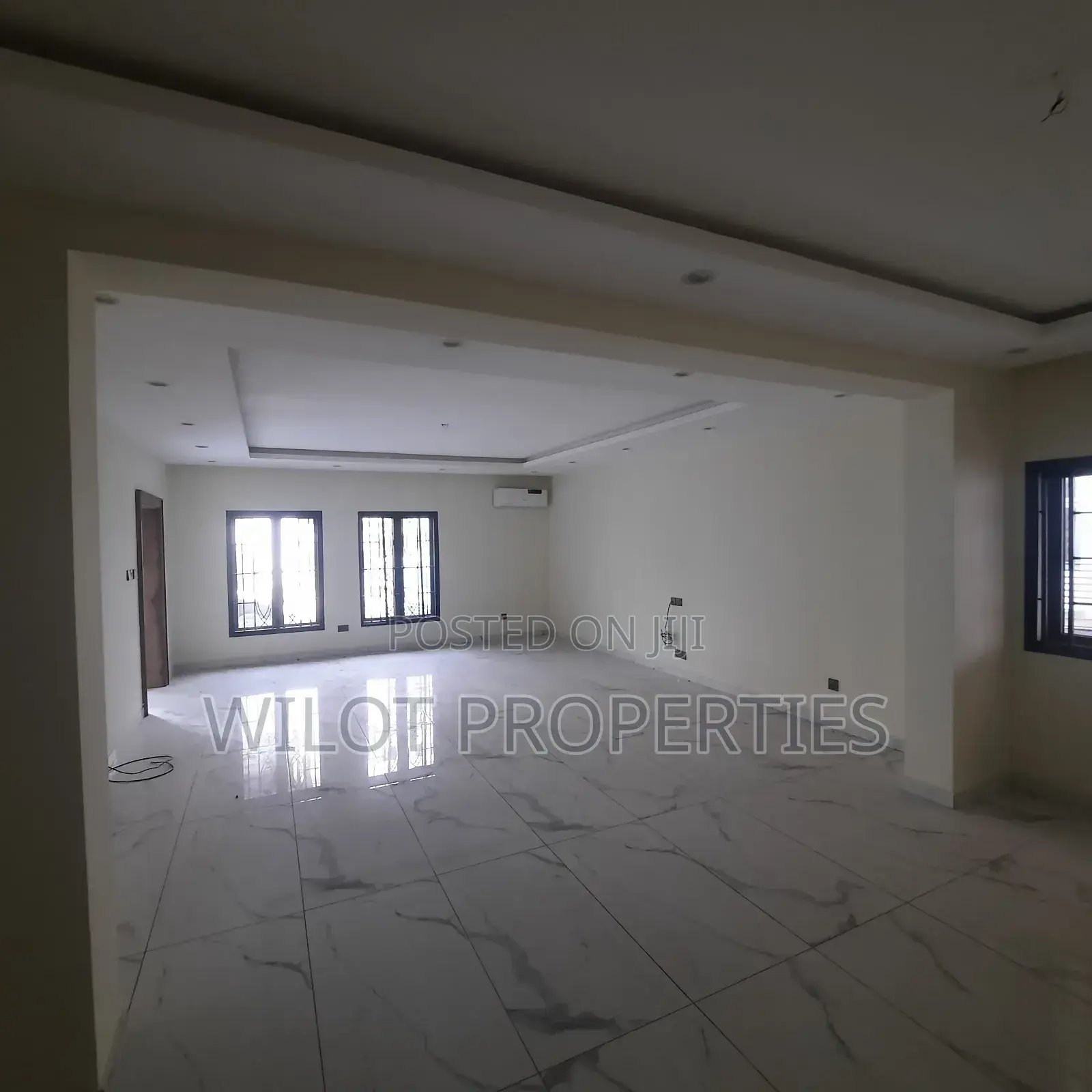 5bdrm Duplex in Wuye for rent