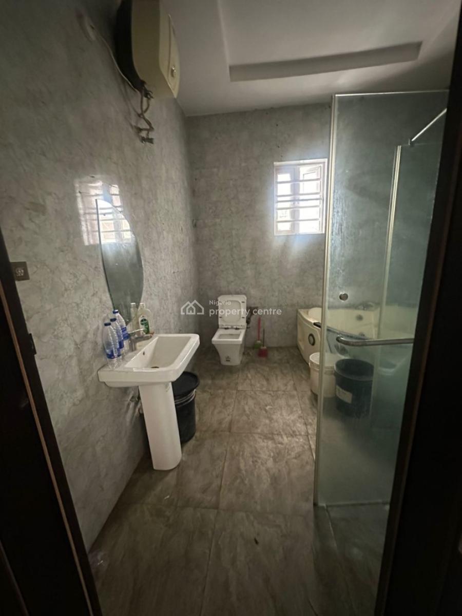 1 bedroom mini flat (room and parlour) for rent