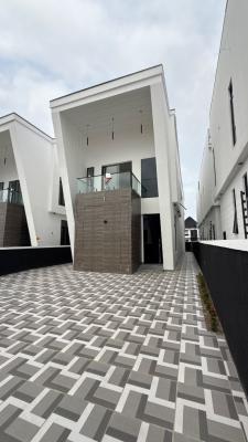 Luxury 5bedroom Fully-detached Duplex