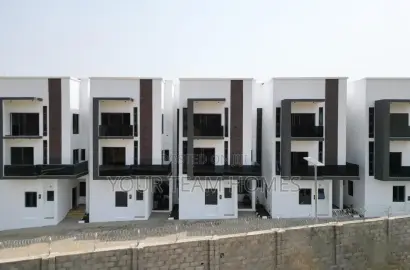 4bdrm Townhouse/Terrace in Katampe Extension for sale